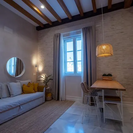 Inncadizcasa Apolo 加的斯